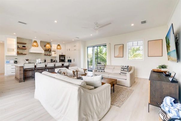 Dining room, Interior, Kitchen, Living room, Pendant Lights, Recessed Lighting, Wood Texture Flooring