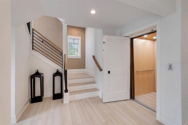 Interior, Recessed Lighting, Wood Texture Flooring