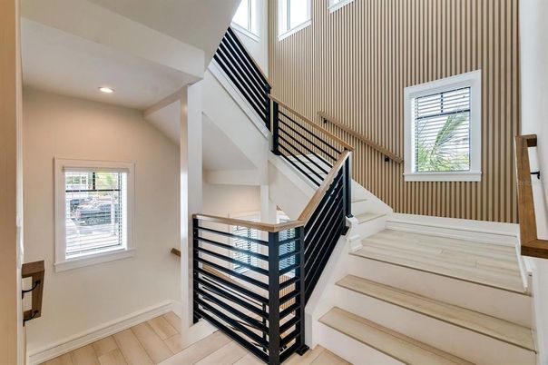 Interior, Recessed Lighting, Wood Texture Flooring