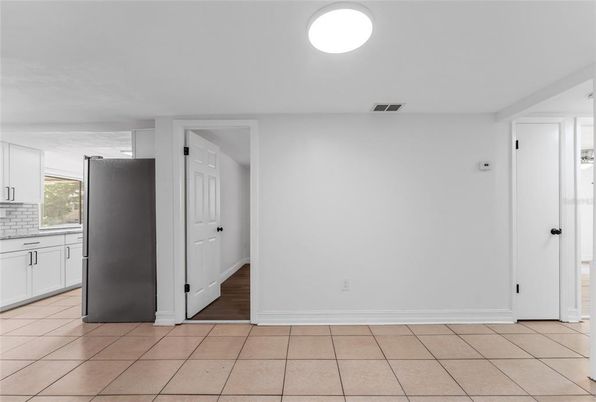 Empty room, Interior, Kitchen