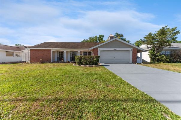 Attached, Exterior, Facade, Brick Facade, Ranch