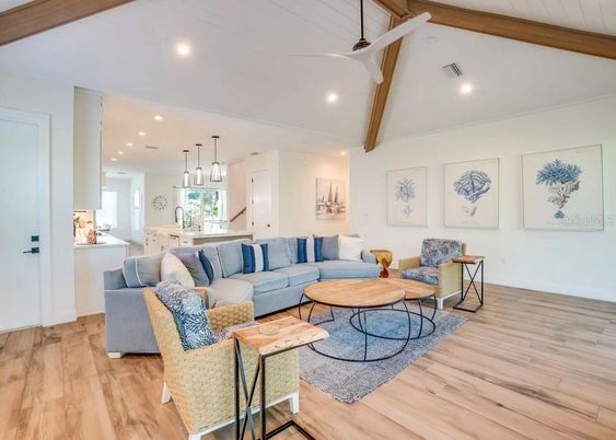 Interior, Kitchen, Living room, Pendant Lights, Recessed Lighting, Wooden Beams, Wood Texture Flooring