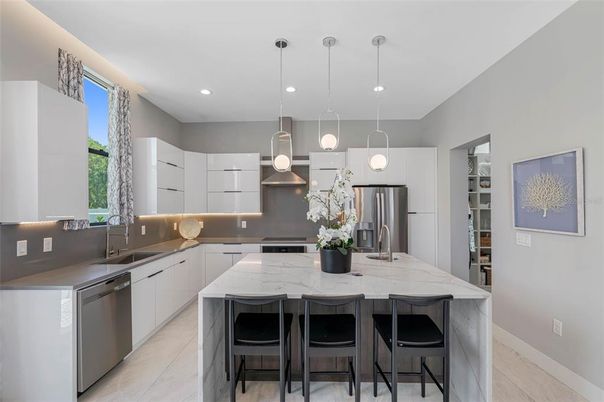 Interior, Kitchen, Pendant Lights, Recessed Lighting, Stainless Steel Appliances