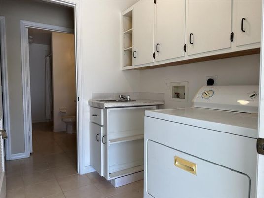 Interior, Kitchen, Washer