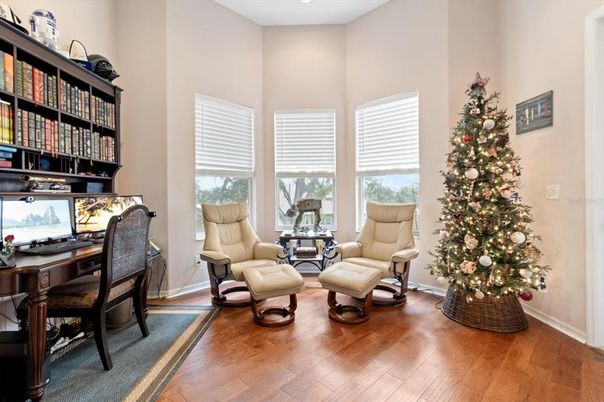 Home Office, Interior, Recessed Lighting, Wood Texture Flooring