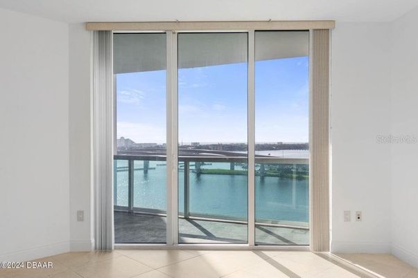 Water, Interior, Empty room, Other