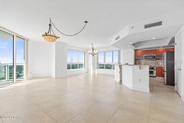 Chandelier, Interior, Kitchen, Pendant Lights, Recessed Lighting, Stainless Steel Appliances