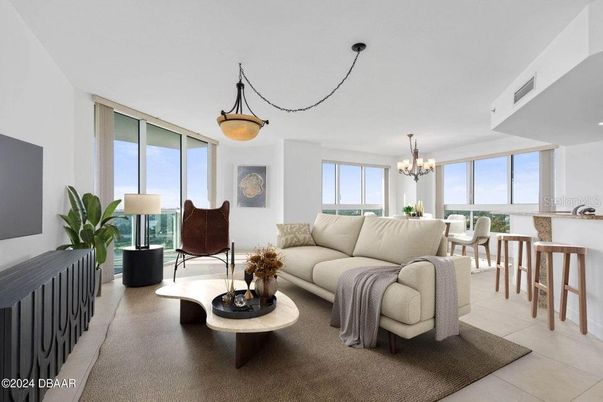 Chandelier, Dining room, Interior, Living room, Pendant Lights