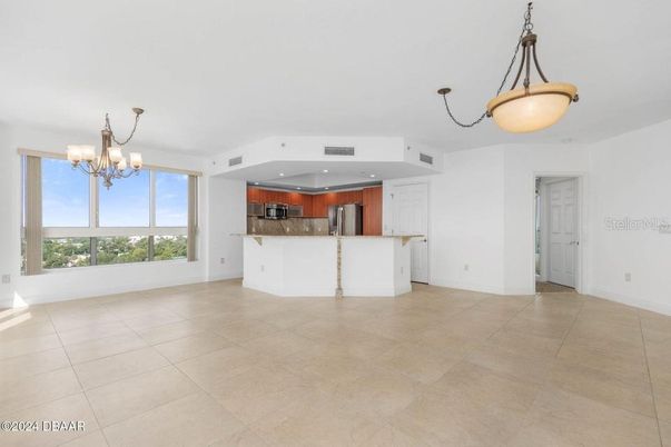 Chandelier, Interior, Kitchen, Pendant Lights, Recessed Lighting, Stainless Steel Appliances