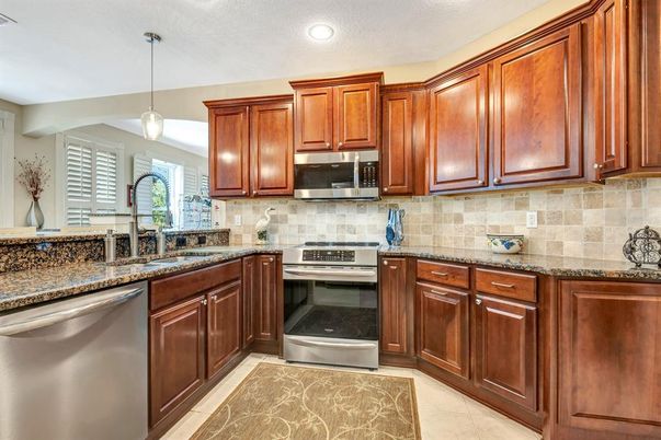Interior, Kitchen, Pendant Lights, Recessed Lighting, Stainless Steel Appliances