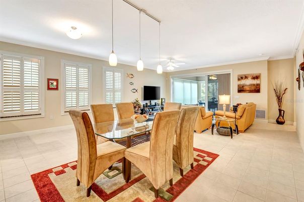 Dining room, Interior, Living room, Pendant Lights