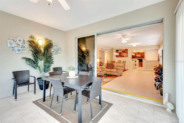 Dining room, Interior, Kitchen, Living room