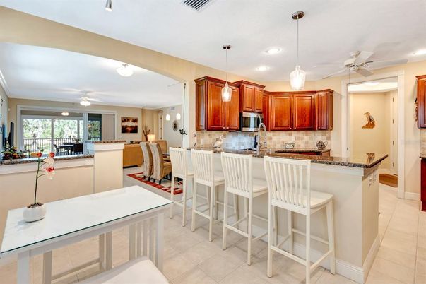 Dining room, Interior, Kitchen, Pendant Lights, Recessed Lighting