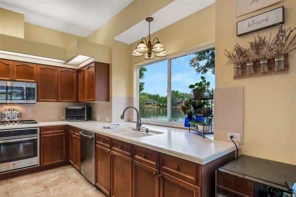 Interior, Kitchen, Pendant Lights, Stainless Steel Appliances