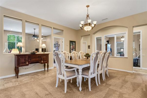 Chandelier, Dining room, Interior