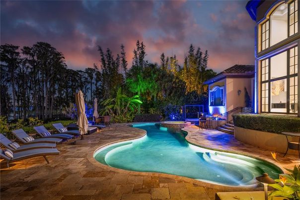 Exterior, Pool