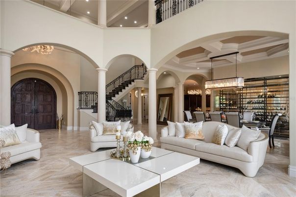 Chandelier, Dining room, Interior, Living room, Pendant Lights, Recessed Lighting, Wine Storage