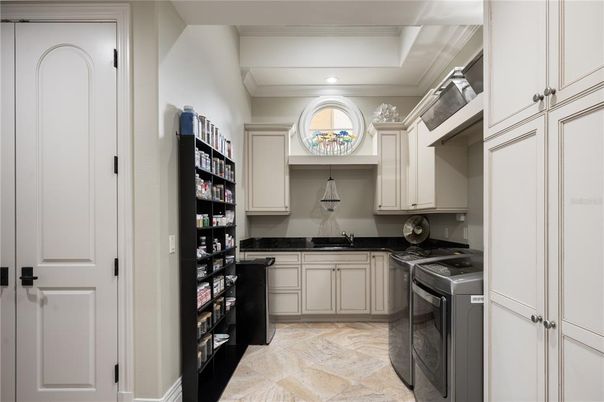 Interior, Recessed Lighting, Washer