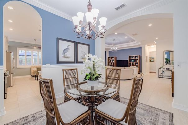 Chandelier, Dining room, Interior, Living room, Recessed Lighting