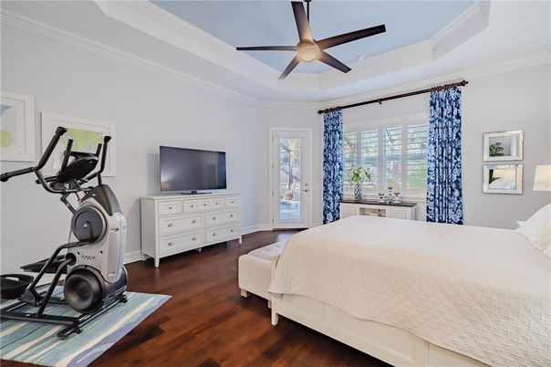 Bedroom, Fitness Equipment, Interior, Wood Texture Flooring