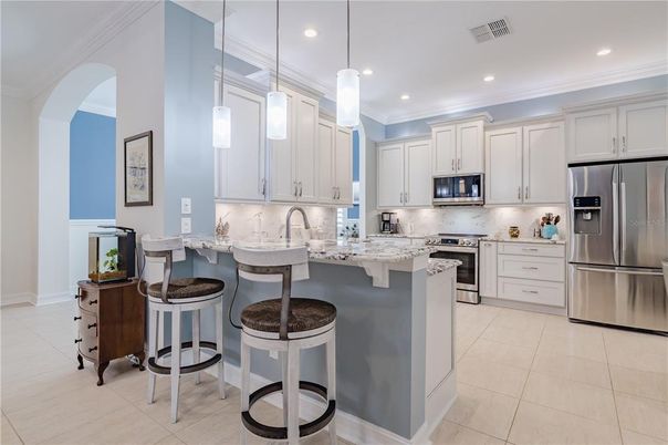 Interior, Kitchen, Pendant Lights, Recessed Lighting, Stainless Steel Appliances