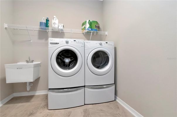 Interior, Washer