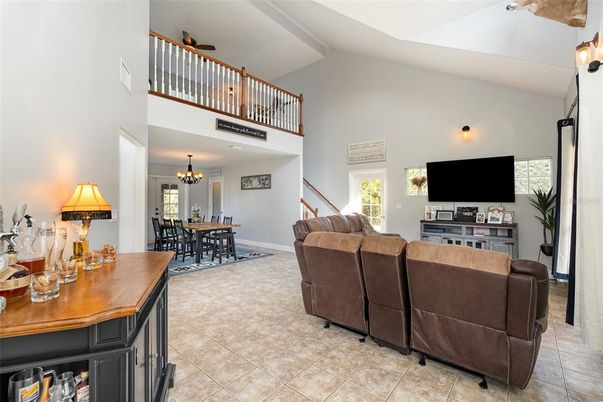 Chandelier, Dining room, Interior, Living room