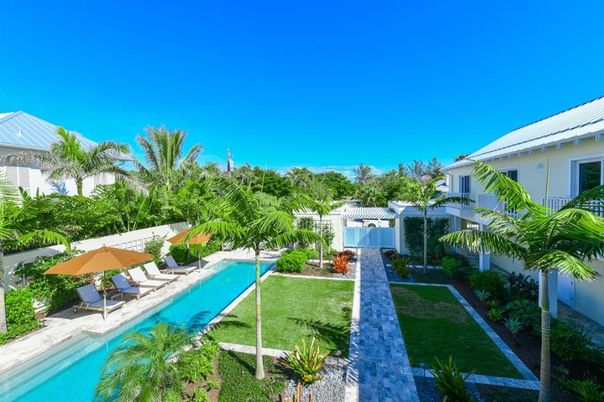 Exterior, Pool, Solar Panels