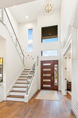 Interior, Recessed Lighting, Wood Texture Flooring
