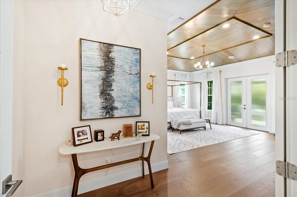 Bedroom, Interior, Pendant Lights, Recessed Lighting, Wooden Ceilings, Wood Texture Flooring
