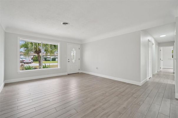 Empty room, Interior, Recessed Lighting, Wood Texture Flooring