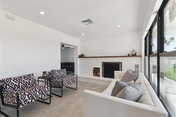 Fireplace, Interior, Living room, Recessed Lighting
