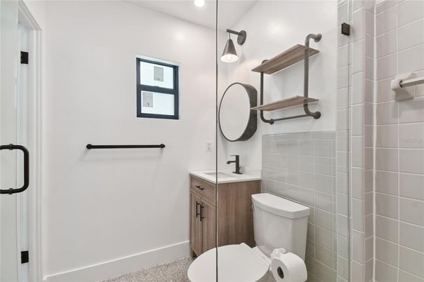 Bathroom, Interior, Recessed Lighting