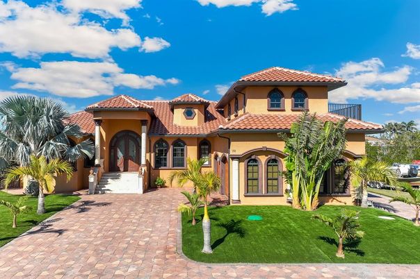 Backyard, Exterior, Facade, Mediterranean