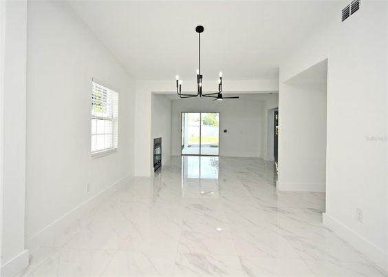 Chandelier, Empty room, Interior, Marble, Pendant Lights