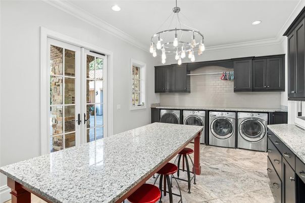 Interior, Kitchen, Pendant Lights, Recessed Lighting, Washer