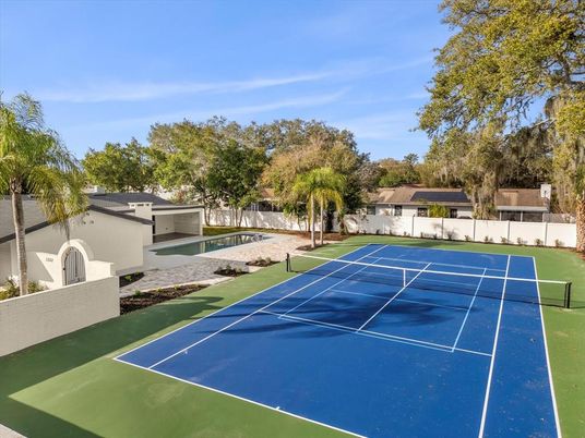 Exterior, Tennis Courts