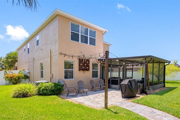 Backyard, Exterior, Hot Tub