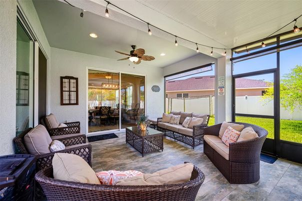 Interior, Living room, Recessed Lighting, Sun Room