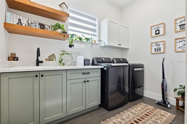 Interior, Washer