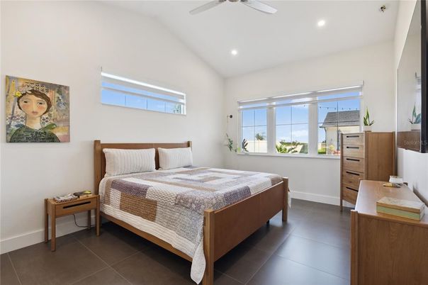 Bedroom, Interior, Recessed Lighting