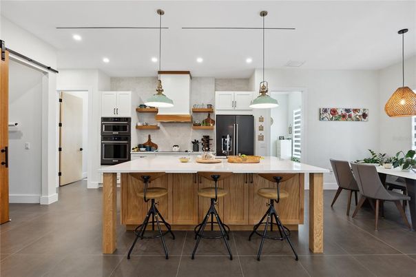 Dining room, Interior, Kitchen, Pendant Lights, Recessed Lighting, Stainless Steel Appliances