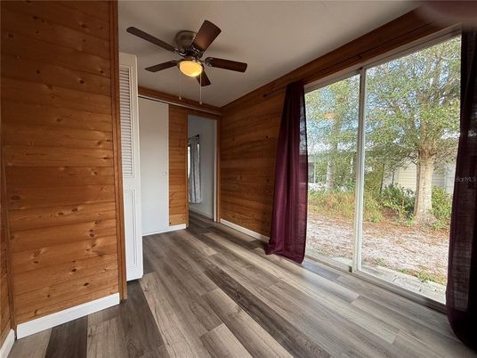 Empty room, Interior, Wood Texture Flooring, Wooden Walls
