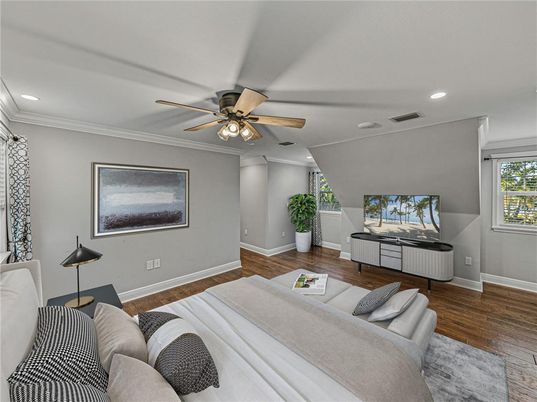 Bedroom, Interior, Living room, Recessed Lighting, Wood Texture Flooring