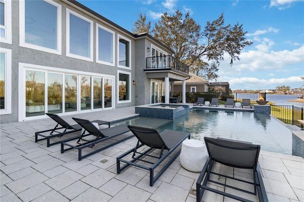 Exterior, Pool, Water