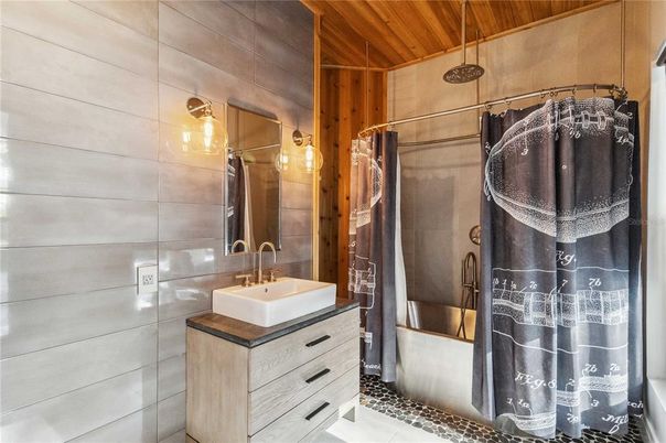 Bathroom, Interior, Wooden Ceilings