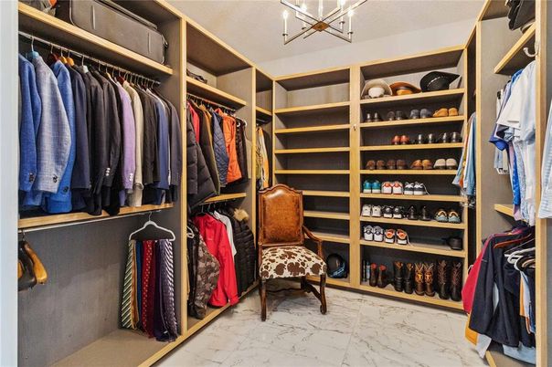 Interior, Marble, Pendant Lights, Walk-in Closets