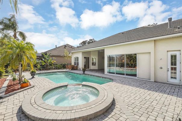Exterior, Pool