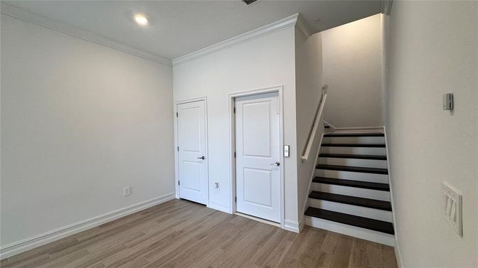 Empty room, Interior, Recessed Lighting, Wood Texture Flooring