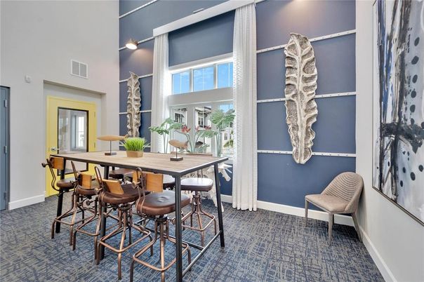 Dining room, Interior